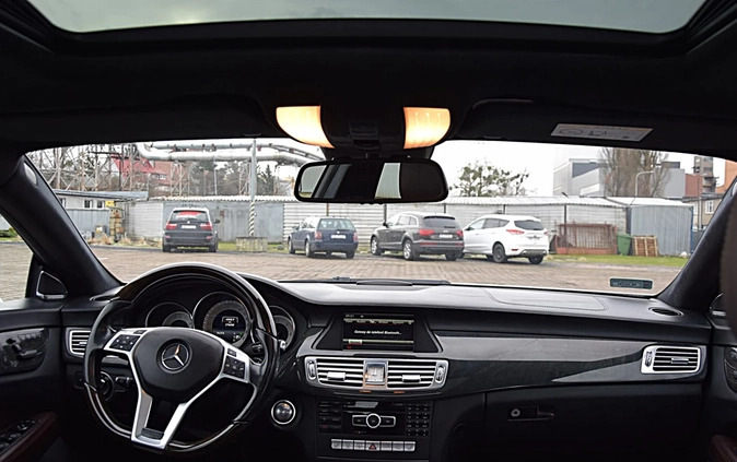 Mercedes-Benz CLS cena 87000 przebieg: 270000, rok produkcji 2014 z Elbląg małe 562
